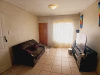 Lounges - 14 square meters of property in Emalahleni (Witbank) 