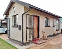 2 Bedroom 1 Bathroom House for Sale and to Rent for sale in Doornkop