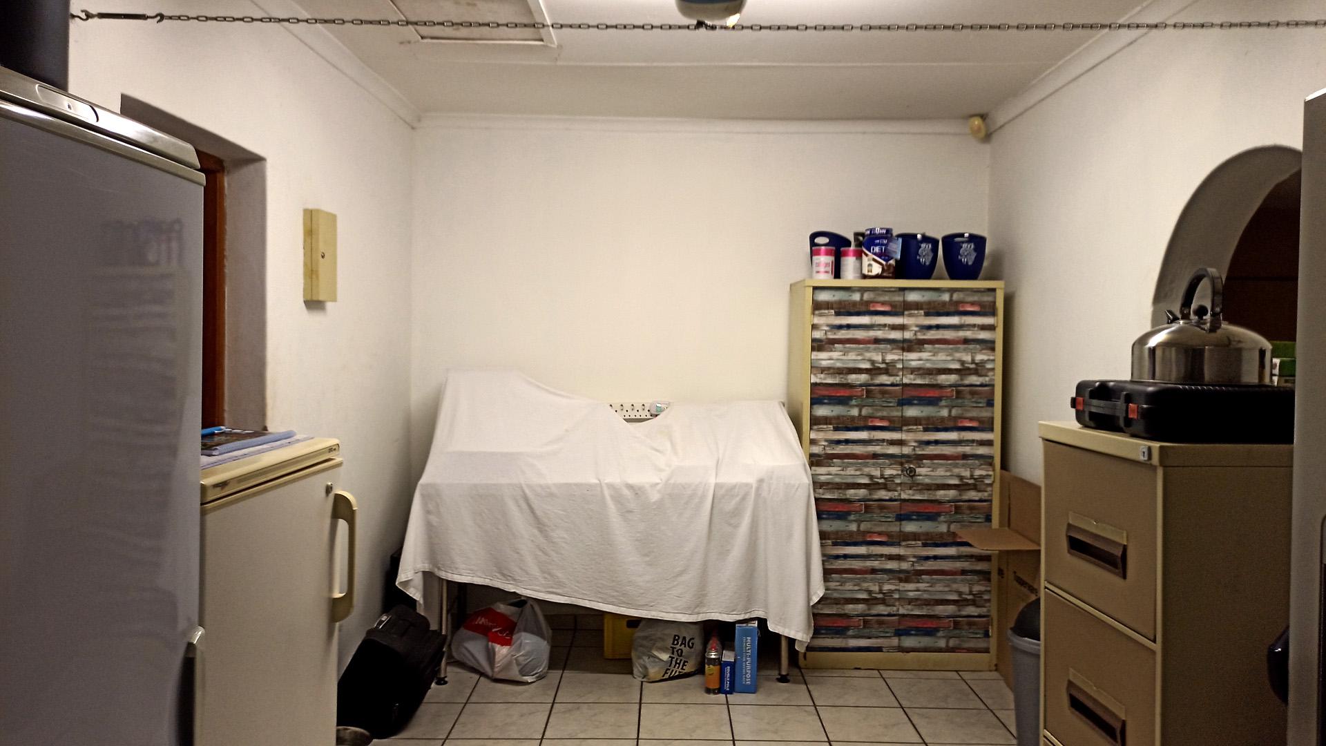 Rooms of property in Rustenburg