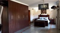 Main Bedroom - 39 square meters of property in Rustenburg