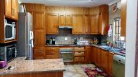 Kitchen - 14 square meters of property in Rustenburg