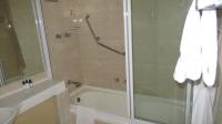 Bathroom 1 - 5 square meters of property in Braamfontein