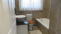 Bathroom 2 - 5 square meters of property in Ramsgate