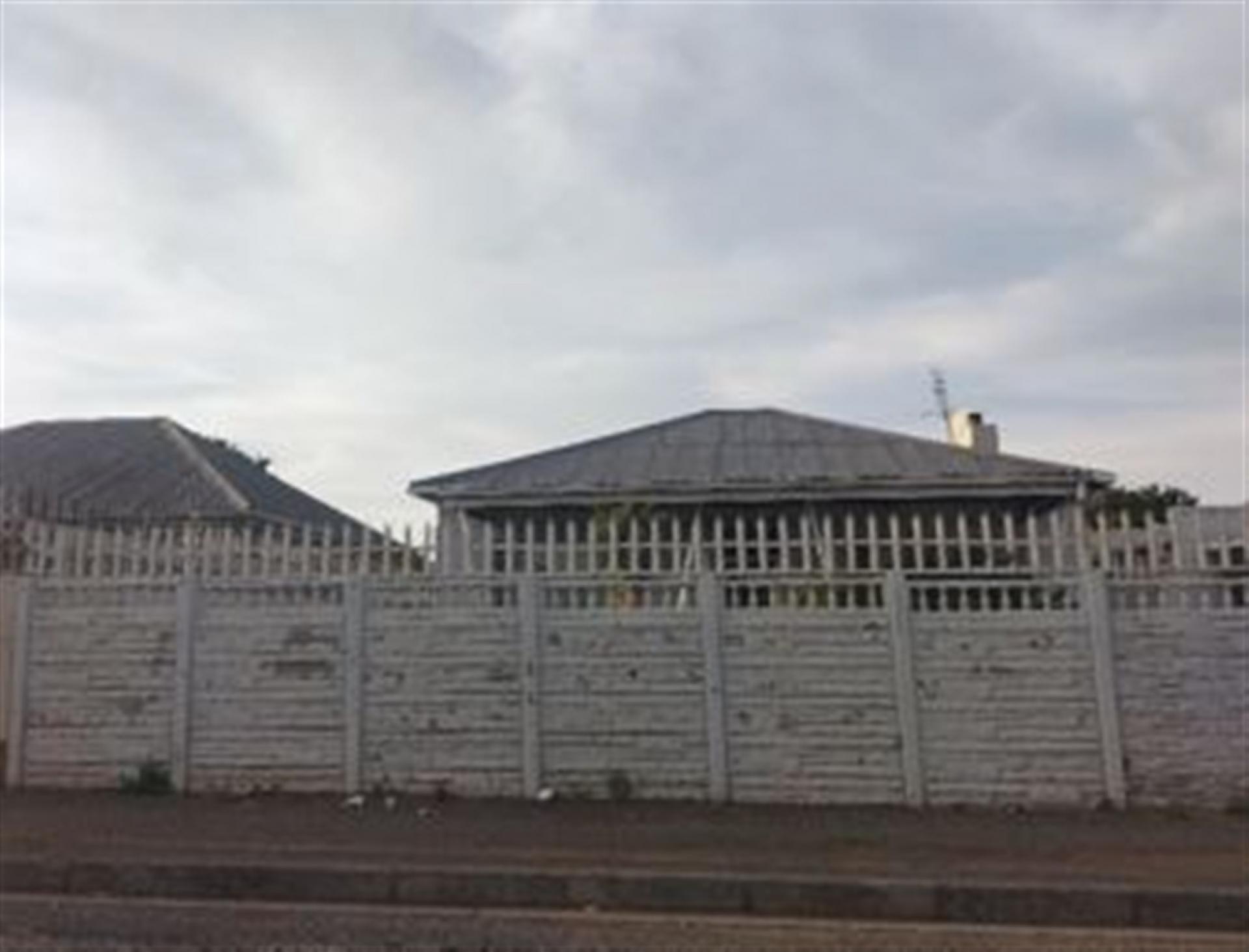 Front View of property in Johannesburg Central