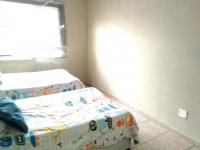 Bed Room 1 of property in Daveyton