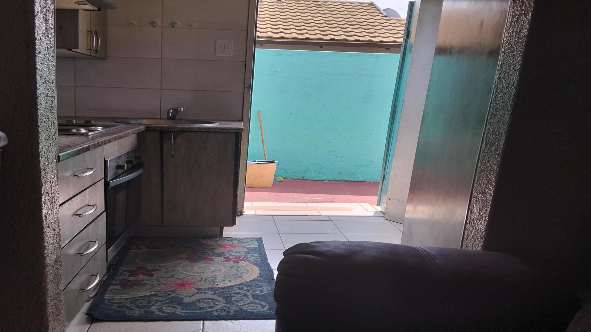 Kitchen of property in Protea Glen