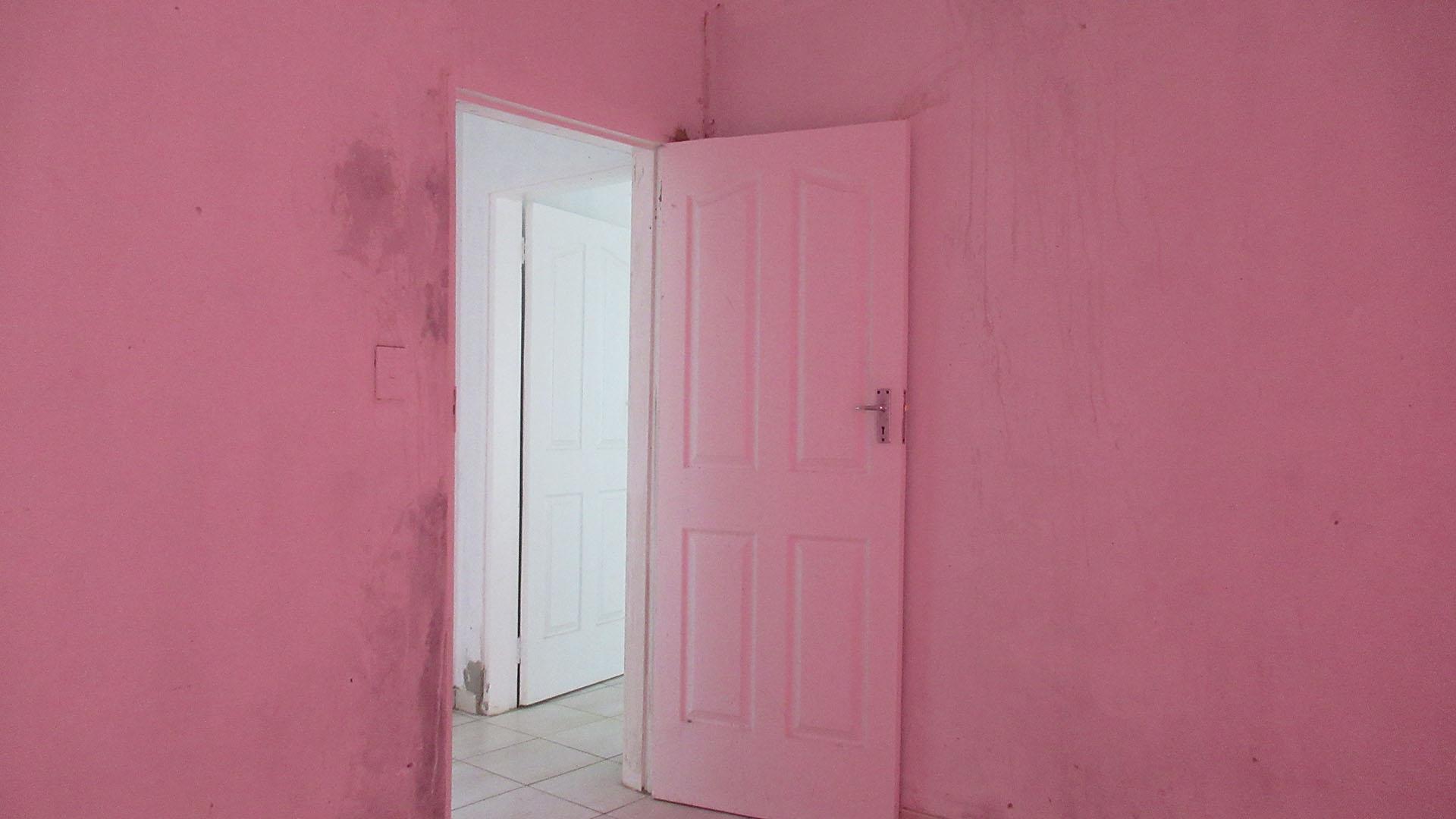 Bed Room 2 - 12 square meters of property in Westonaria