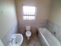 Bathroom 1 - 6 square meters of property in Salfin