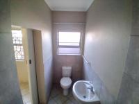 Main Bathroom - 4 square meters of property in Salfin