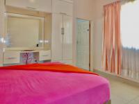 Bed Room 1 - 17 square meters of property in Kensington - JHB