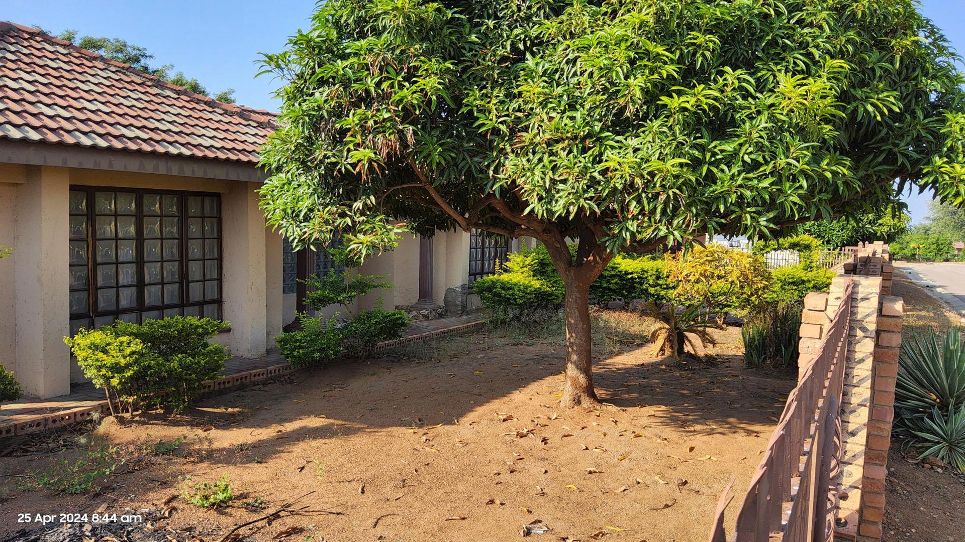 Front View of property in Namakgale