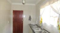 Scullery - 11 square meters of property in Lyttelton Manor