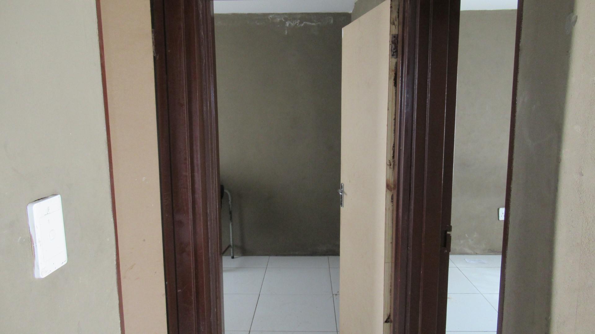 Spaces - 1 square meters of property in Devon