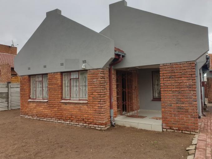 3 Bedroom House for Sale For Sale in Seshego - MR515014
