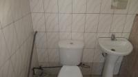 Bathroom 1 - 7 square meters of property in Welbedacht