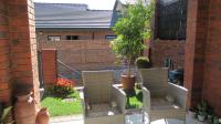 Patio - 8 square meters of property in Randburg