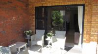 Patio - 8 square meters of property in Randburg