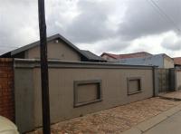 Front View of property in Protea Glen