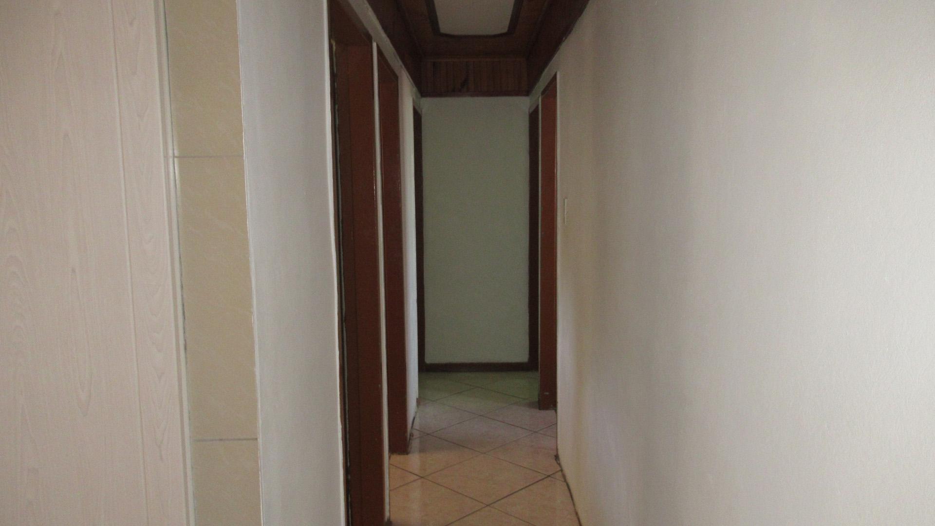 Spaces - 3 square meters of property in Umlazi