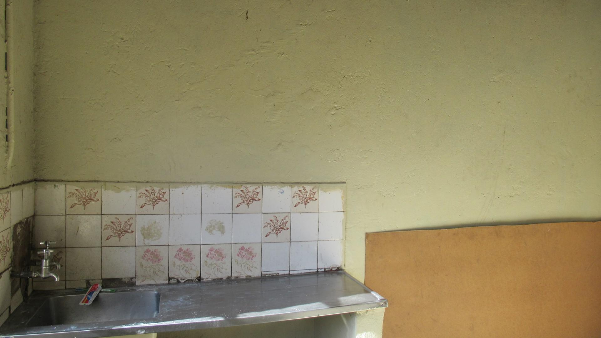 Kitchen - 24 square meters of property in Benoni