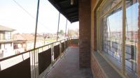 Balcony - 17 square meters of property in Benoni