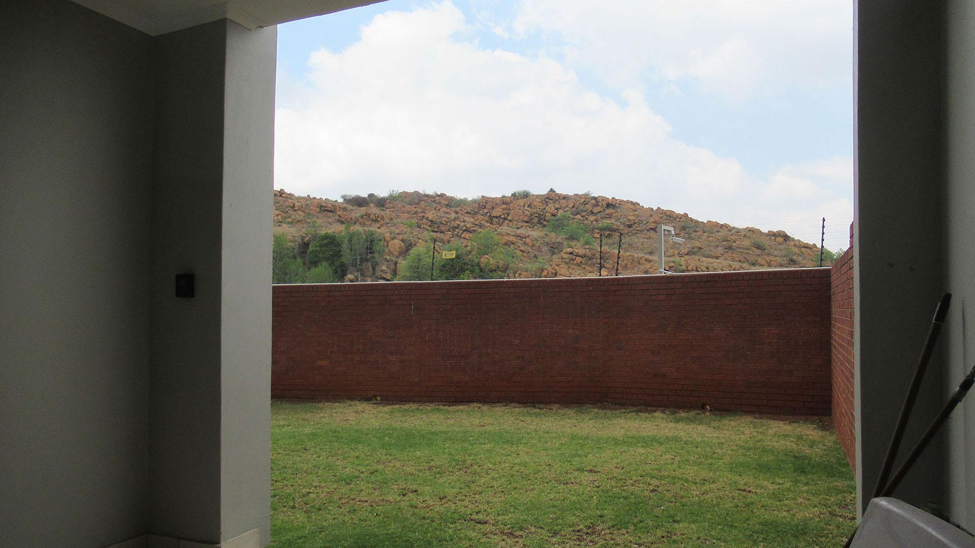 Patio - 13 square meters of property in Oakdene