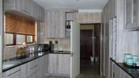 Kitchen - 16 square meters of property in Ben Fleur