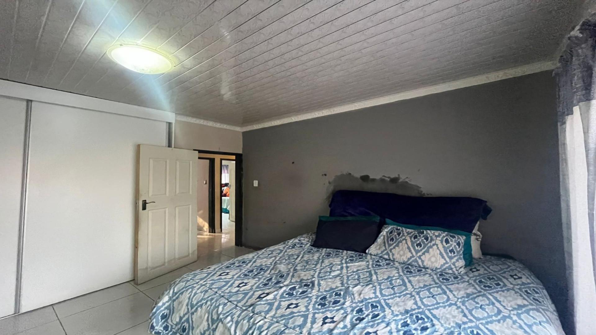 Bed Room 2 of property in Newcastle