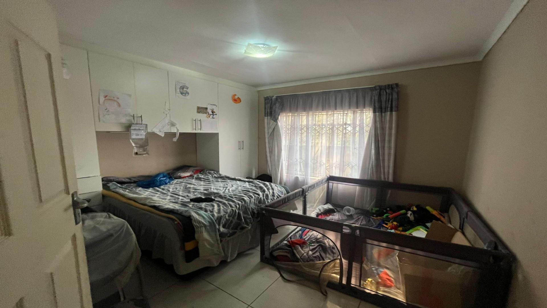 Bed Room 3 of property in Newcastle