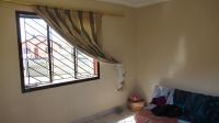 Lounges - 14 square meters of property in Lenasia South