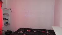 Bed Room 1 - 11 square meters of property in Greenhills