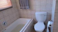 Bathroom 1 - 5 square meters of property in Greenhills