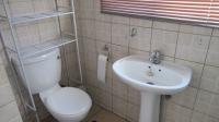 Main Bathroom - 4 square meters of property in Greenhills