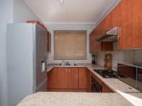 Kitchen - 9 square meters of property in Greenhills