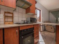 Kitchen - 9 square meters of property in Greenhills