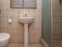 Main Bathroom - 4 square meters of property in Greenhills