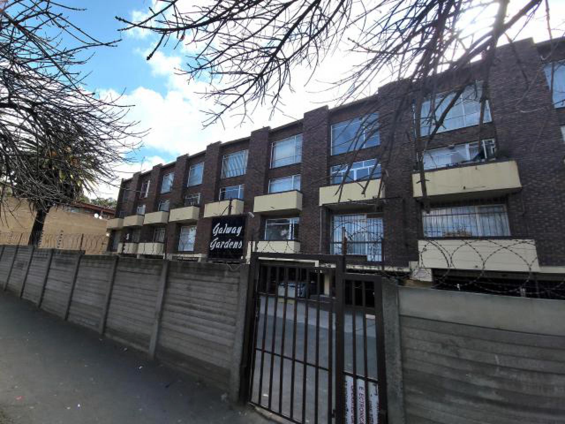 Front View of property in Germiston South