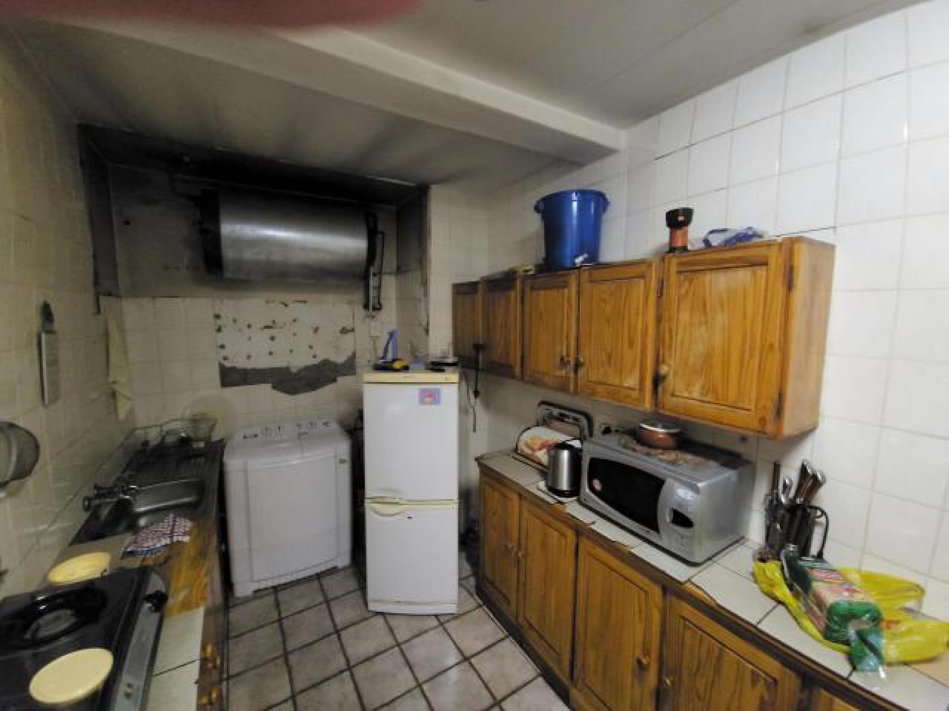 Kitchen - 14 square meters of property in Germiston South