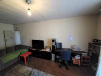 Lounges - 32 square meters of property in Germiston South