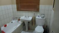 Bathroom 1 of property in Germiston South