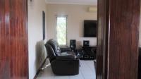 Lounges - 20 square meters of property in Mariannhill Park