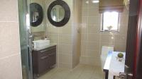 Bathroom 1 - 9 square meters of property in Carlswald