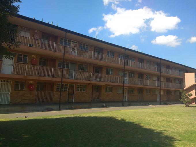 3 Bedroom Apartment for Sale For Sale in Crown Gardens - MR516114