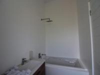 Bathroom 1 - 7 square meters of property in Homes Haven