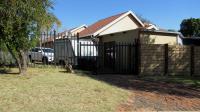 Front View of property in The Reeds