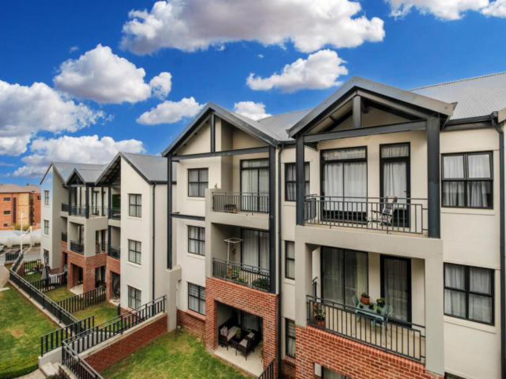Front View of property in Randpark