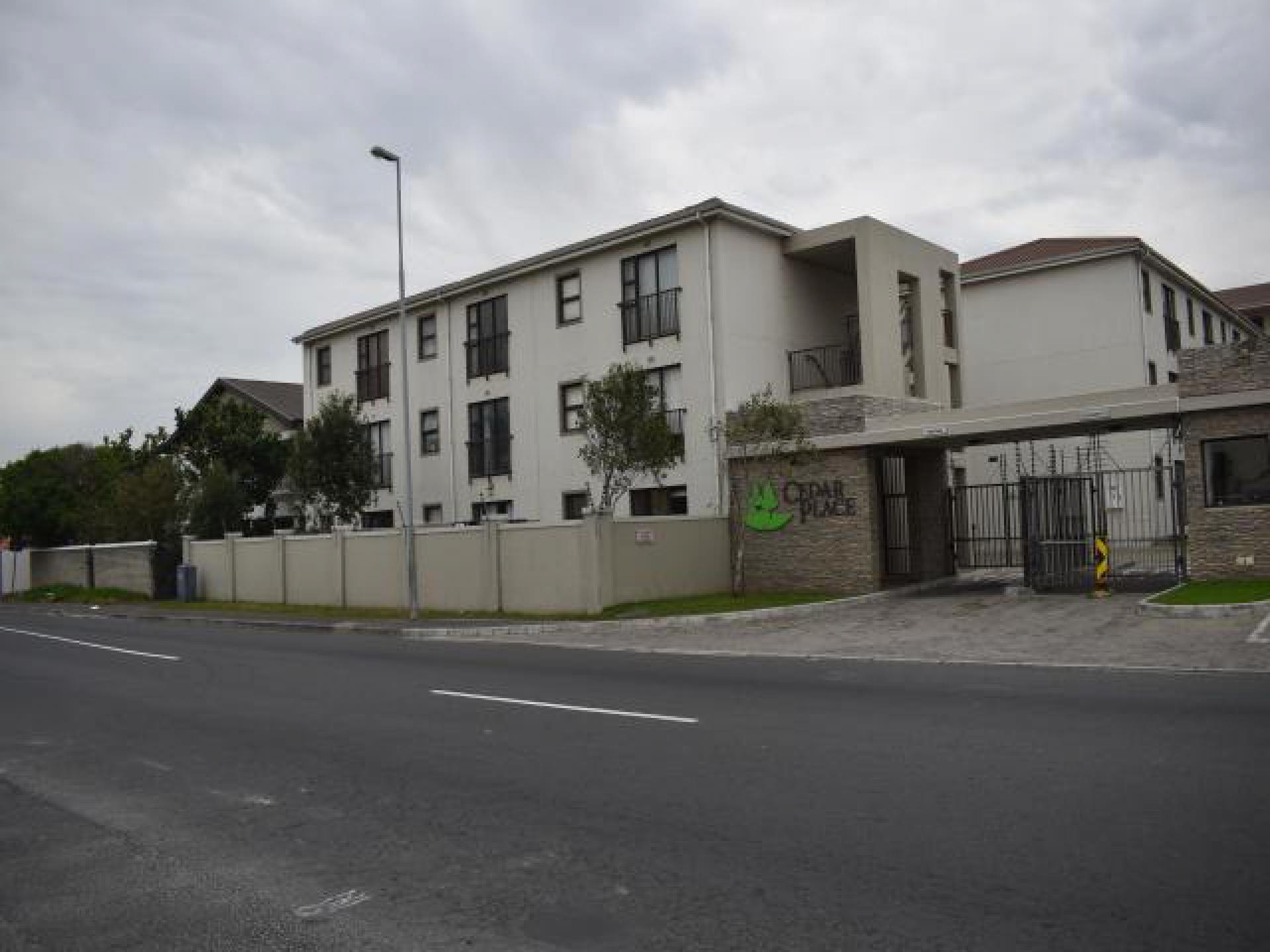 Front View of property in Grassy Park