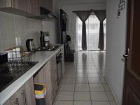 Kitchen of property in Grassy Park