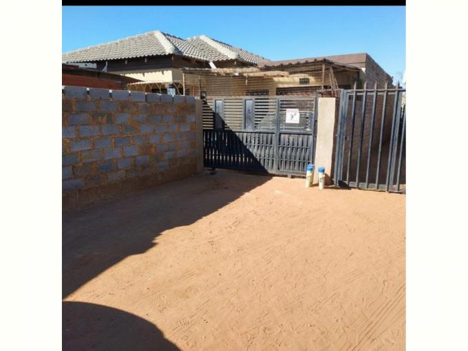 3 Bedroom House for Sale For Sale in Kagiso MR517084 MyR