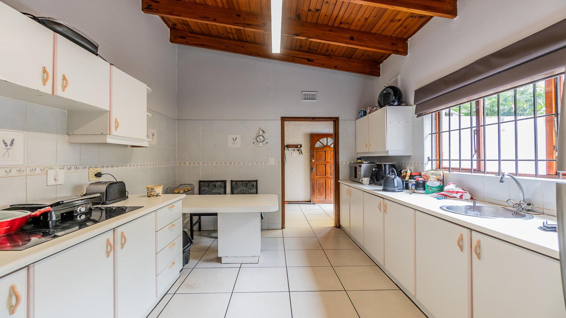 Kitchen of property in Amanzimtoti 